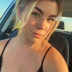 Meet your Posher, Gabby